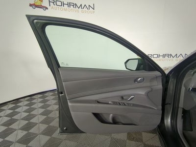 2025 Hyundai Elantra SEL Convenience