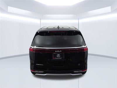 2024 Kia Carnival EX