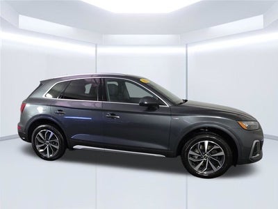 2023 Audi Q5 S line Premium