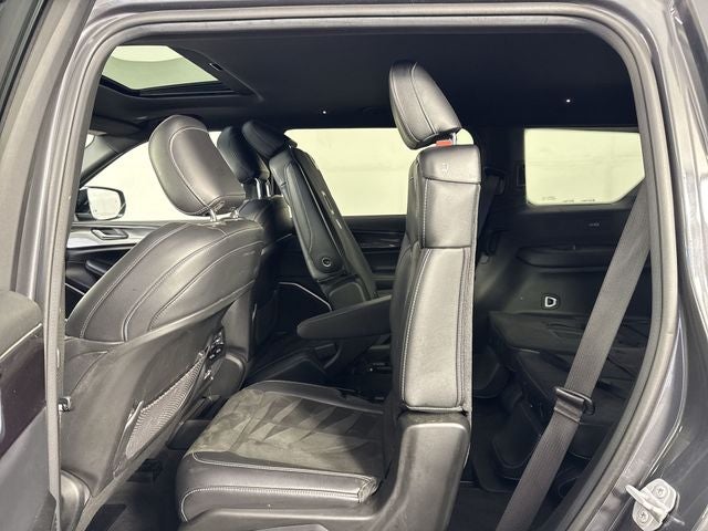 2022 Jeep Grand Cherokee L Altitude