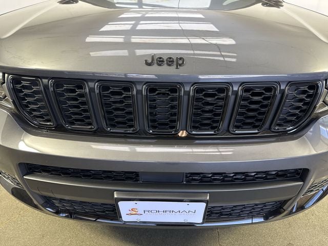 2022 Jeep Grand Cherokee L Altitude