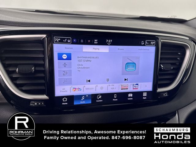 2025 Chrysler Pacifica Select