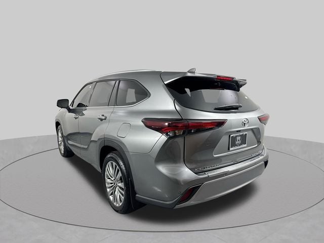 2026 Toyota Highlander Platinum
