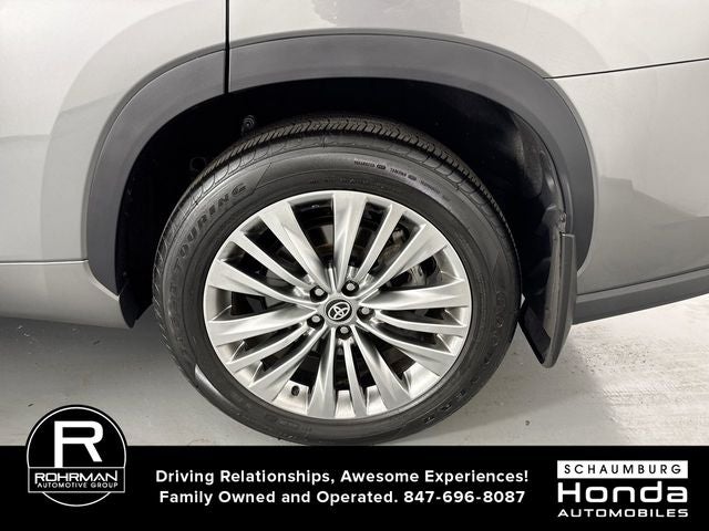 2026 Toyota Highlander Platinum