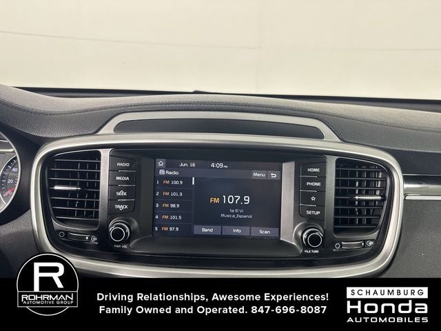 2020 Kia Sorento LX