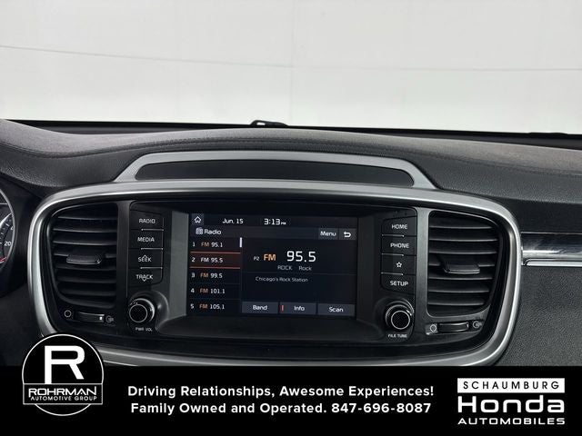 2020 Kia Sorento LX