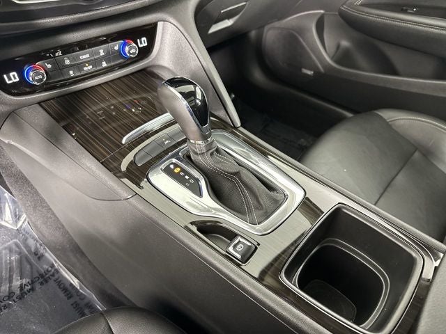 2019 Buick Regal TourX Essence