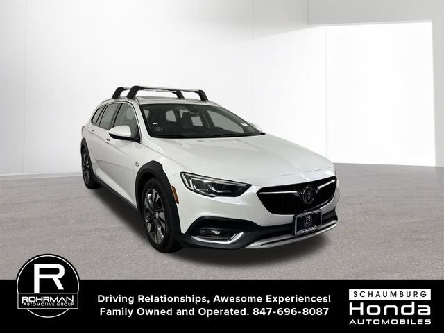 2019 Buick Regal TourX Essence