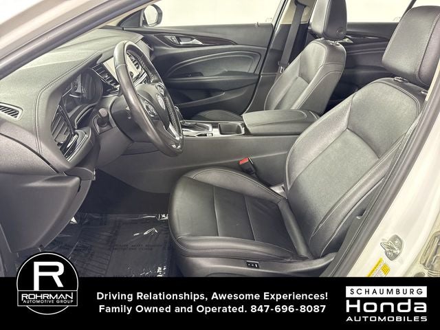 2019 Buick Regal TourX Essence