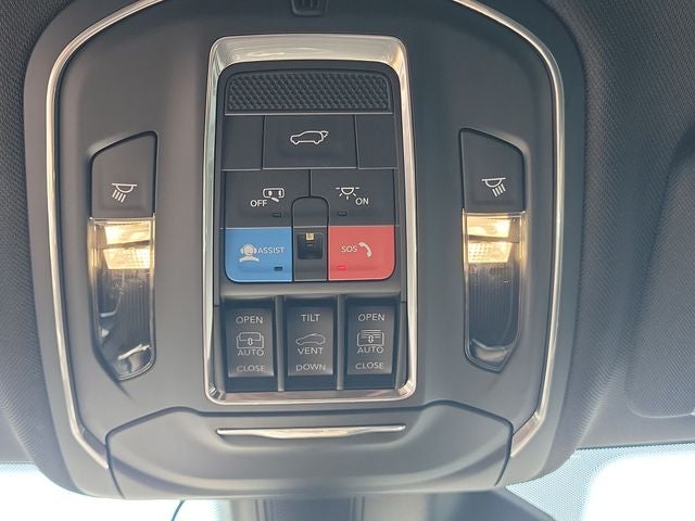 2026 Jeep Grand Cherokee Limited Reserve