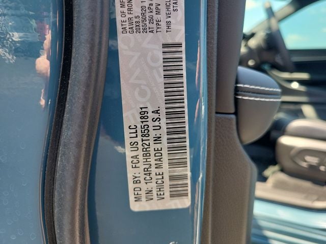 2026 Jeep Grand Cherokee Limited Reserve