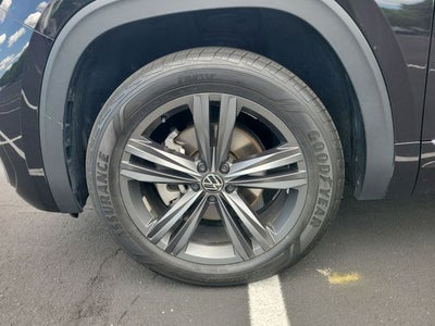 2021 Volkswagen Atlas 3.6L V6 SE w/Technology R-Line