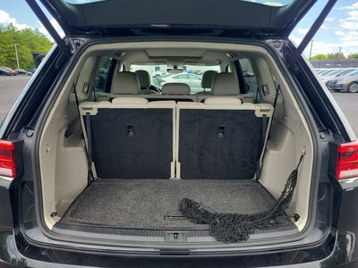 2021 Volkswagen Atlas 3.6L V6 SE w/Technology R-Line