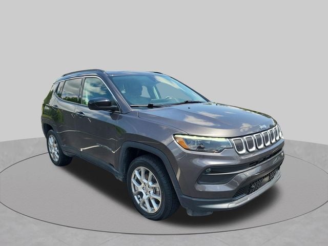 2022 Jeep Compass Latitude Lux
