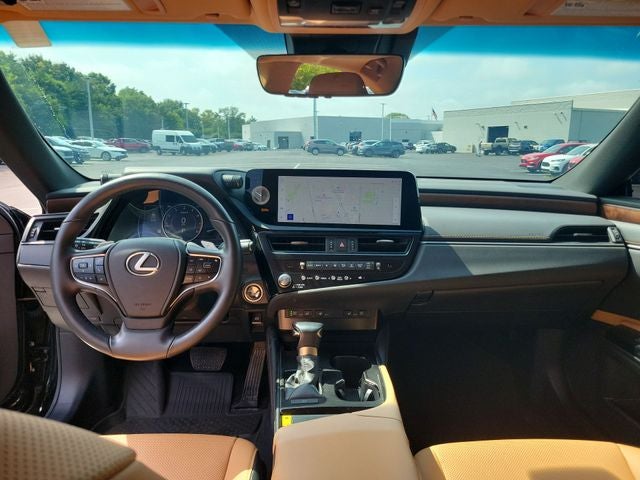 2024 Lexus ES 250