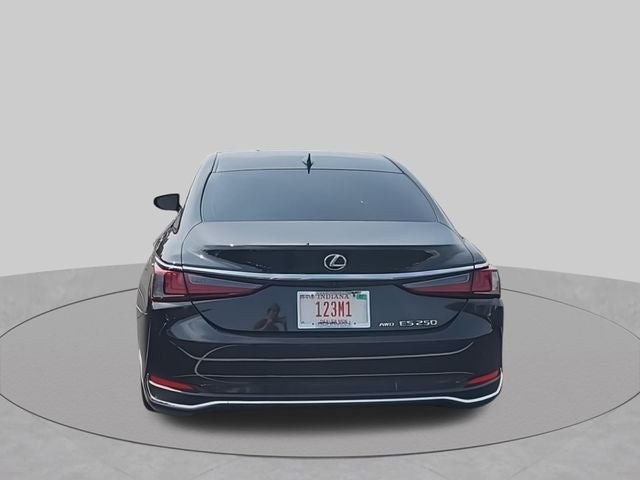 2024 Lexus ES 250