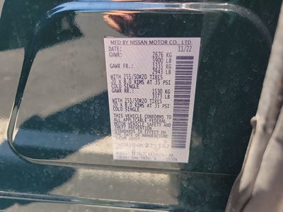2023 Nissan Pathfinder SL