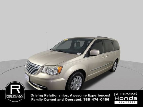 2013 Chrysler Town & Country Touring