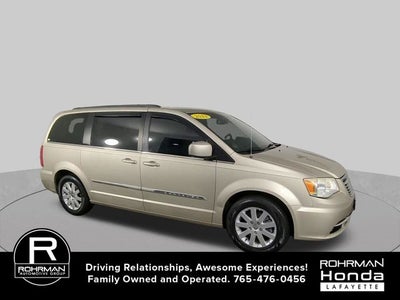 2013 Chrysler Town & Country Touring
