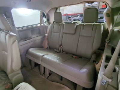 2013 Chrysler Town & Country Touring