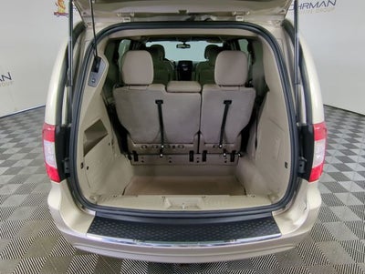 2013 Chrysler Town & Country Touring