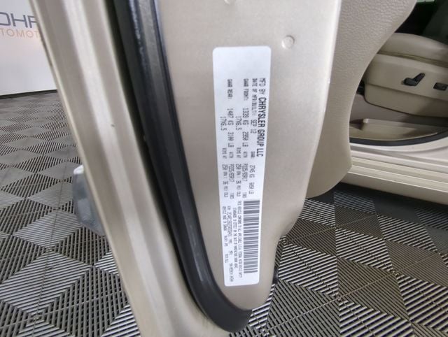2013 Chrysler Town & Country Touring