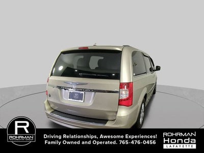 2013 Chrysler Town & Country Touring