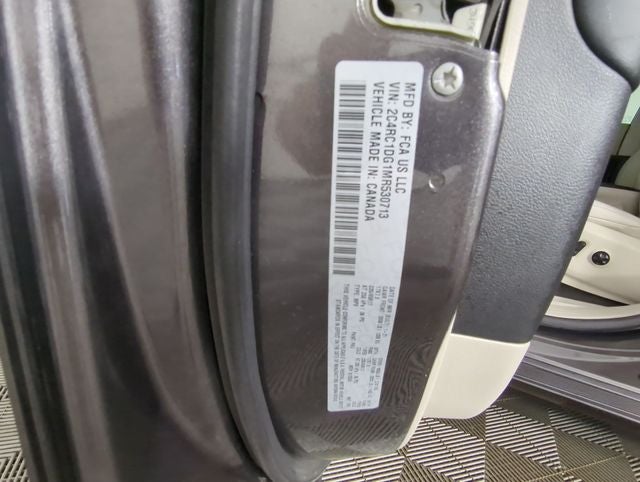 2021 Chrysler Voyager LXI