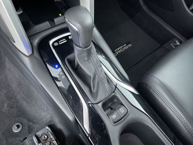 2024 Toyota Corolla Cross Hybrid XSE