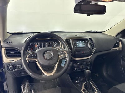 2016 Jeep Cherokee Sport