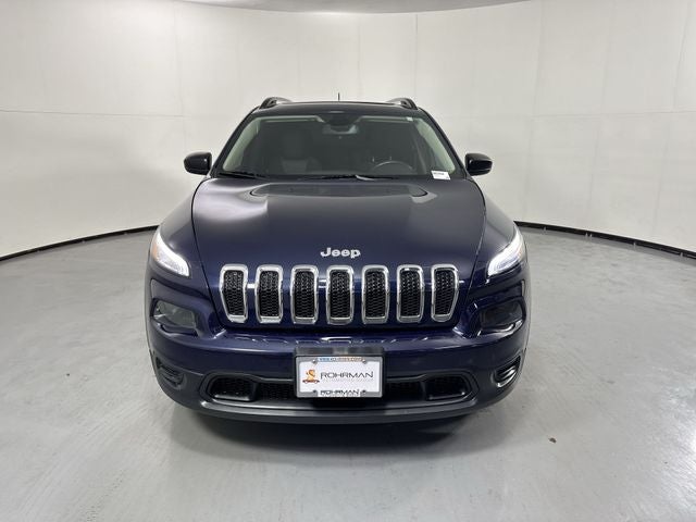 2016 Jeep Cherokee Sport