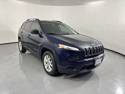 2016 Jeep Cherokee Sport