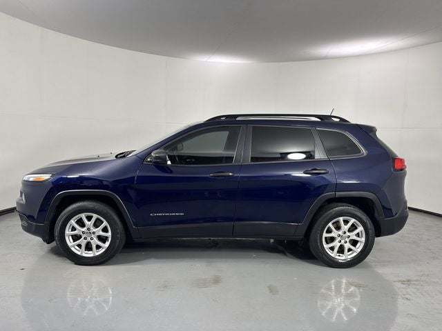 2016 Jeep Cherokee Sport