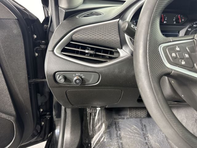2022 Chevrolet Malibu LS 1LS