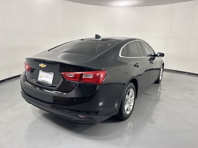 2022 Chevrolet Malibu LS 1LS