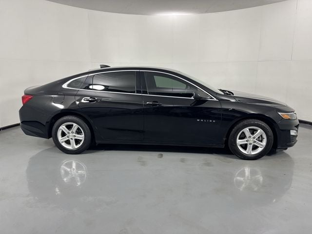 2022 Chevrolet Malibu LS 1LS