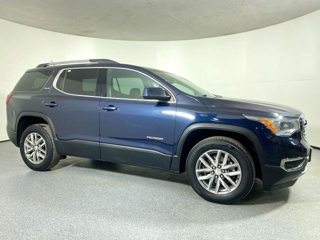 2017 GMC Acadia SLE-2