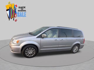 2013 Chrysler Town &amp; Country Touring-L