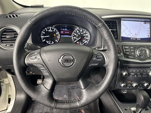 2020 Nissan Pathfinder SL