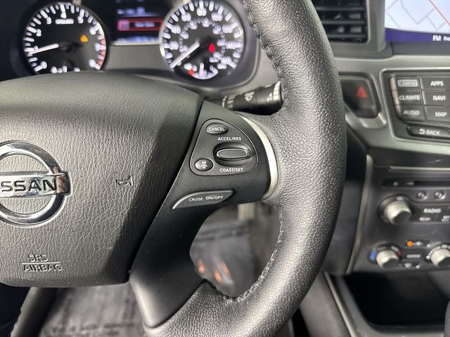 2020 Nissan Pathfinder SL