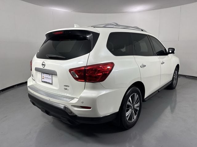 2020 Nissan Pathfinder SL