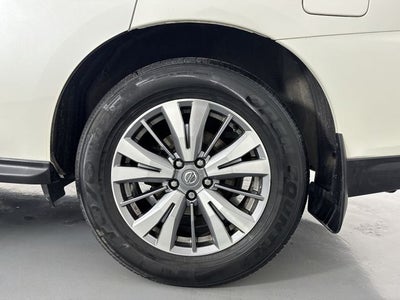 2020 Nissan Pathfinder SL