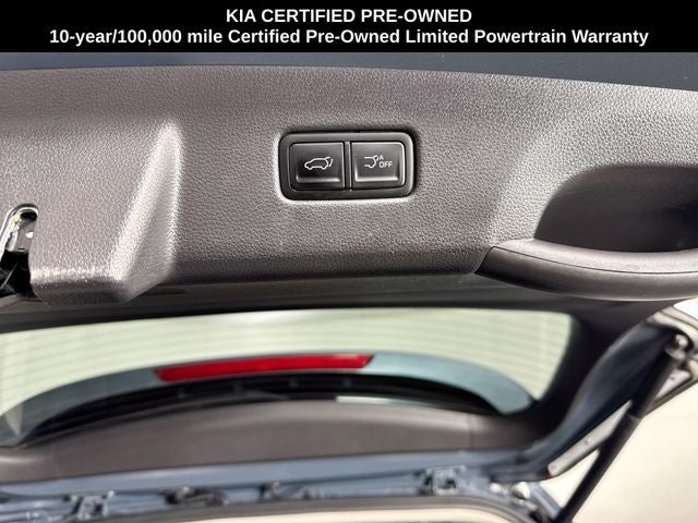 2024 Kia Carnival EX