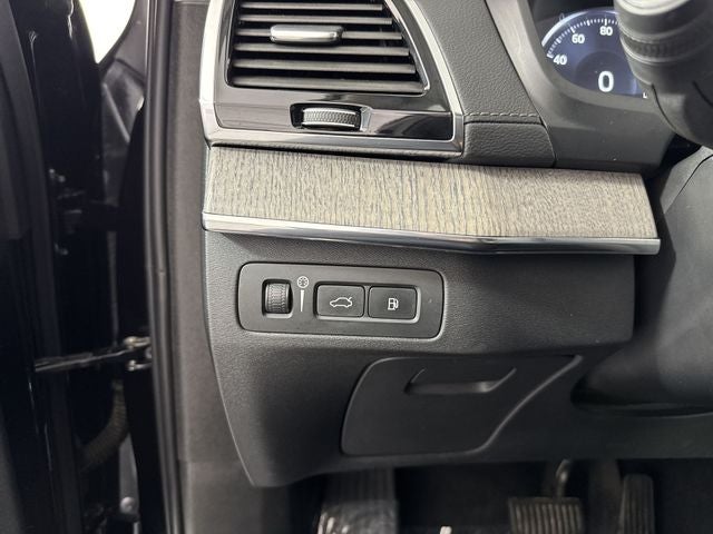 2022 Volvo XC90 Recharge Plug-In Hybrid T8 Inscription 6 Passenger