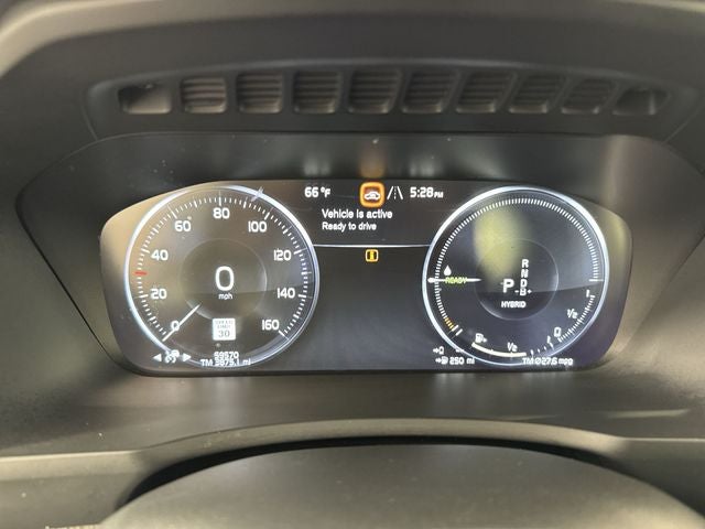 2022 Volvo XC90 Recharge Plug-In Hybrid T8 Inscription 6 Passenger