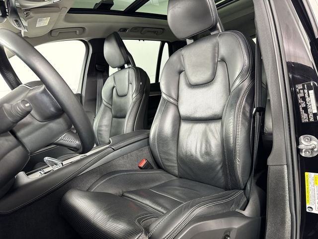 2022 Volvo XC90 Recharge Plug-In Hybrid T8 Inscription 6 Passenger