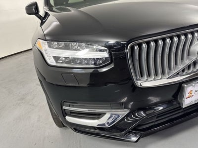 2022 Volvo XC90 Recharge Plug-In Hybrid T8 Inscription 6 Passenger