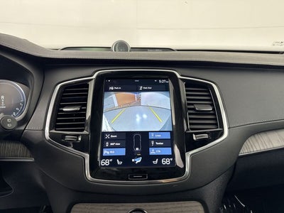 2022 Volvo XC90 Recharge Plug-In Hybrid T8 Inscription 6 Passenger