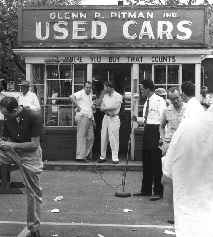 Bob Rohrmans Used Car Headquarters - The First Lot - Building Something of His Own